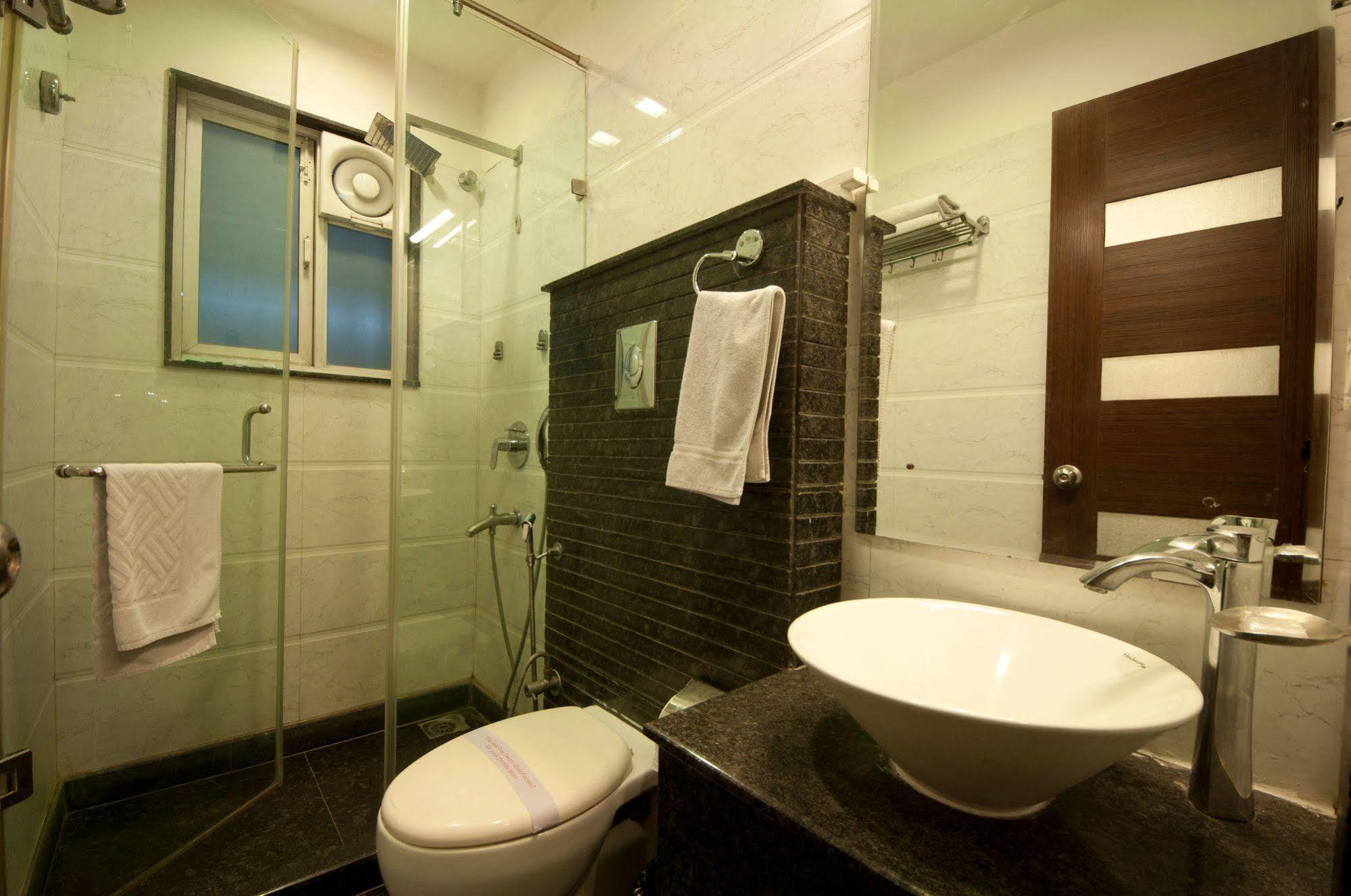 Hotel Amaltas International - Delhi-16 Nowe Delhi Zewnętrze zdjęcie