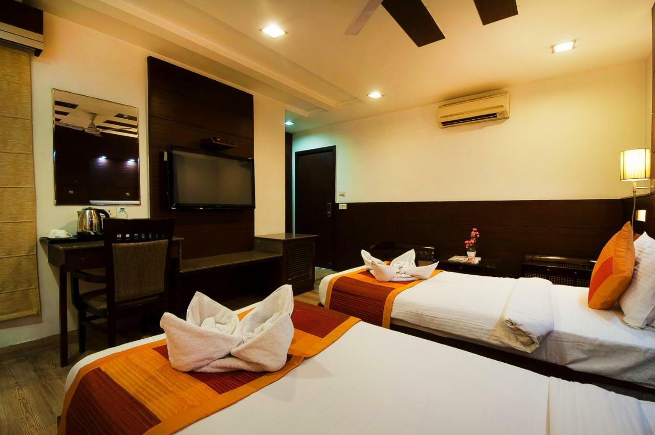 Hotel Amaltas International - Delhi-16 Nowe Delhi Zewnętrze zdjęcie
