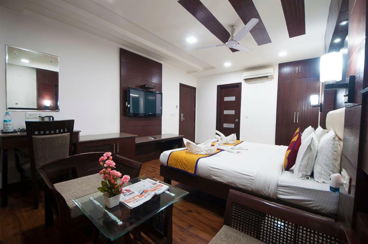 Hotel Amaltas International - Delhi-16 Nowe Delhi Zewnętrze zdjęcie