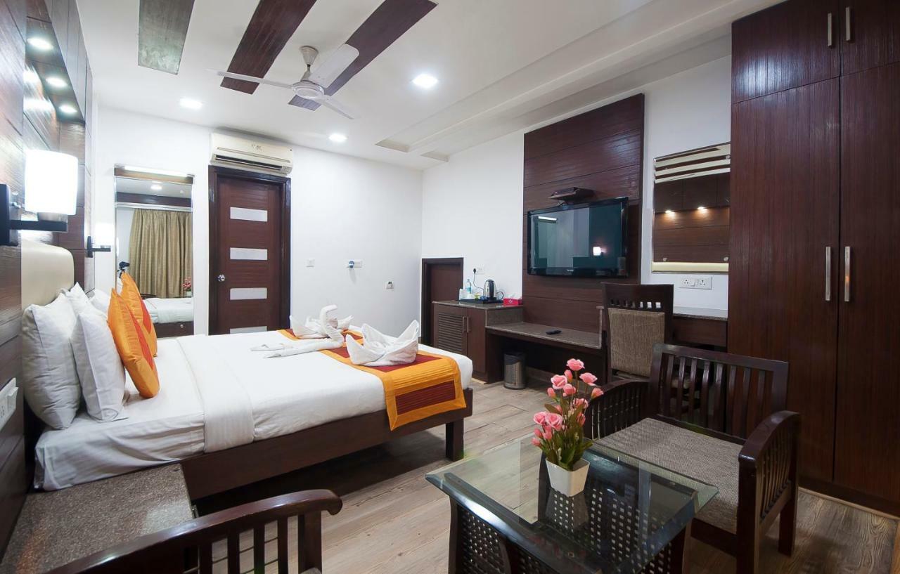Hotel Amaltas International - Delhi-16 Nowe Delhi Zewnętrze zdjęcie